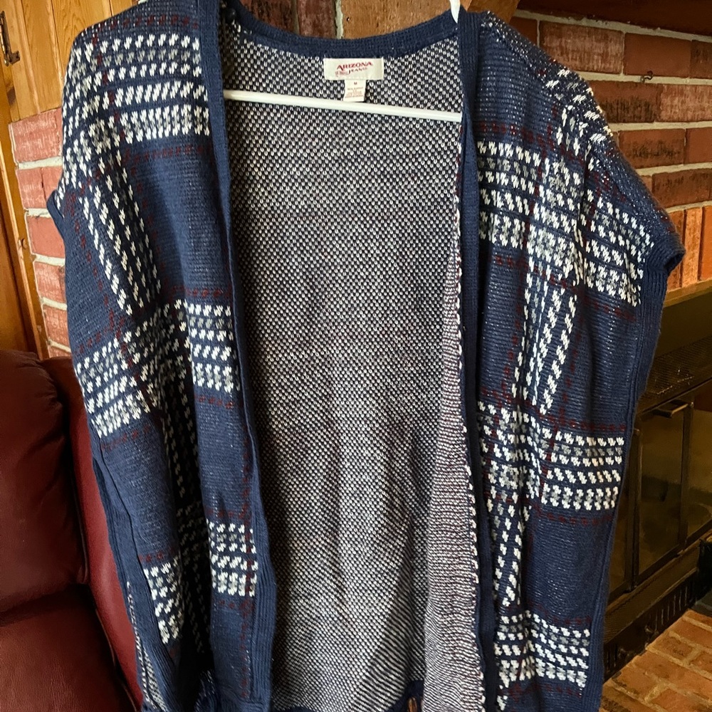 Arizona sleeveless sweater shawl blue with plaid design fringed bottom side slit